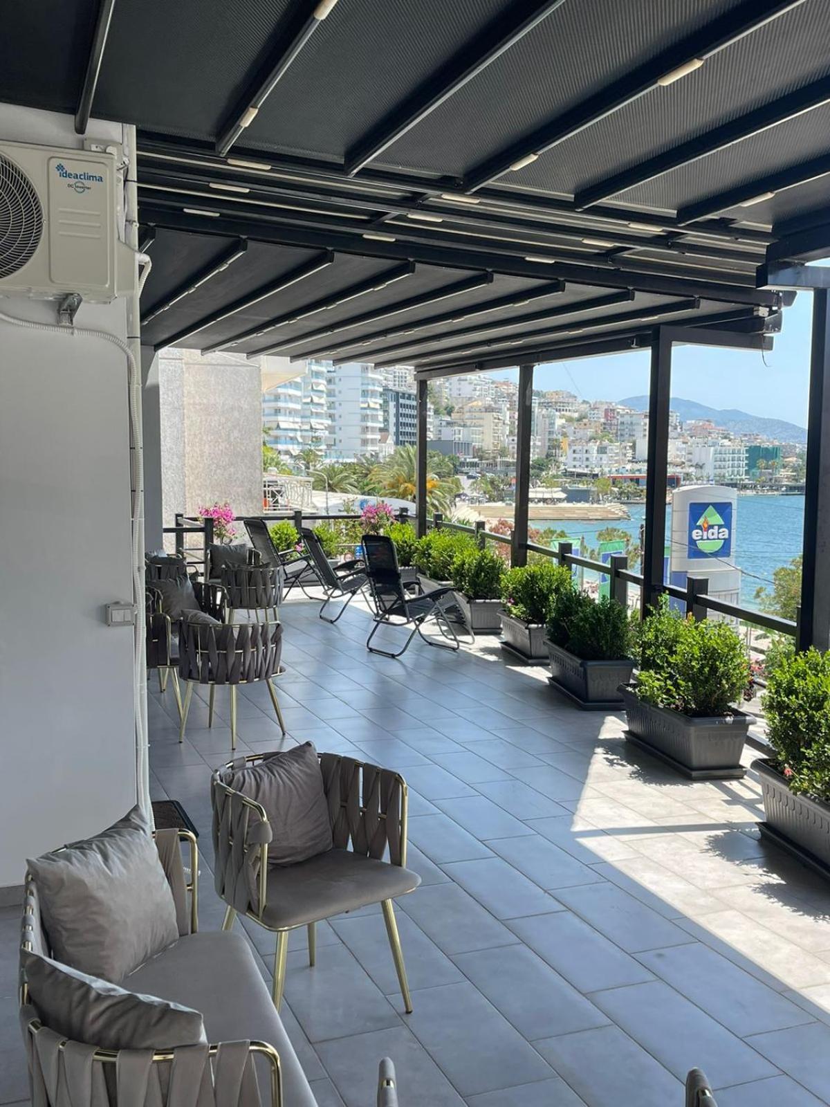 Aries Apartments ساراندا المظهر الخارجي الصورة